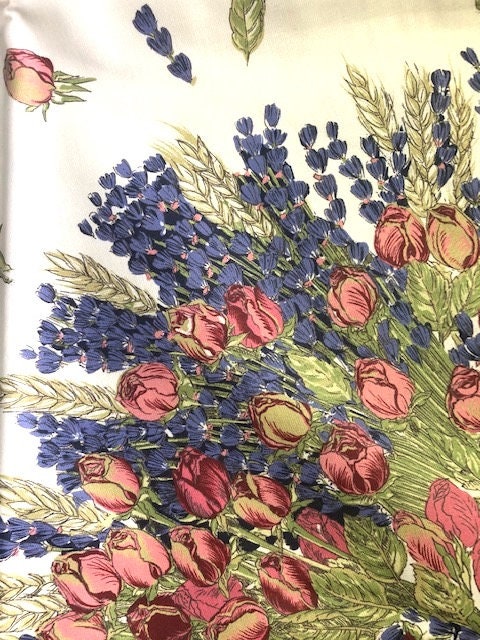 Round 70'' coated or cotton France Provence tablecloth Rose Lavender