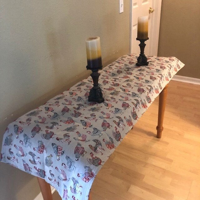 Provence table runner roosters pattern from France