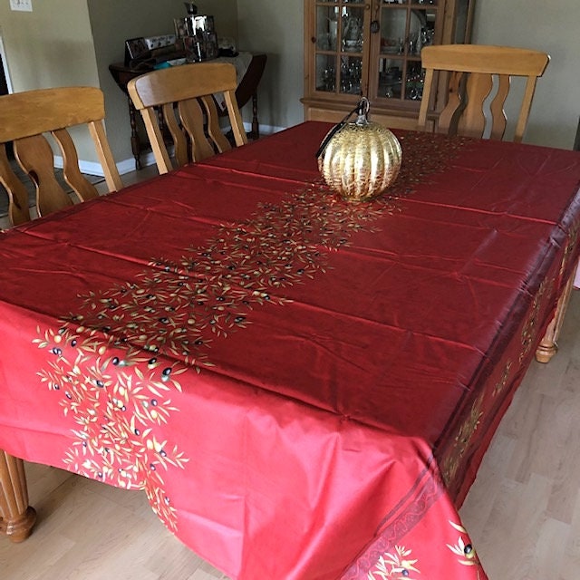 Rectangular 47", 78", 98", 118" coated cotton Provence France tablecloth red