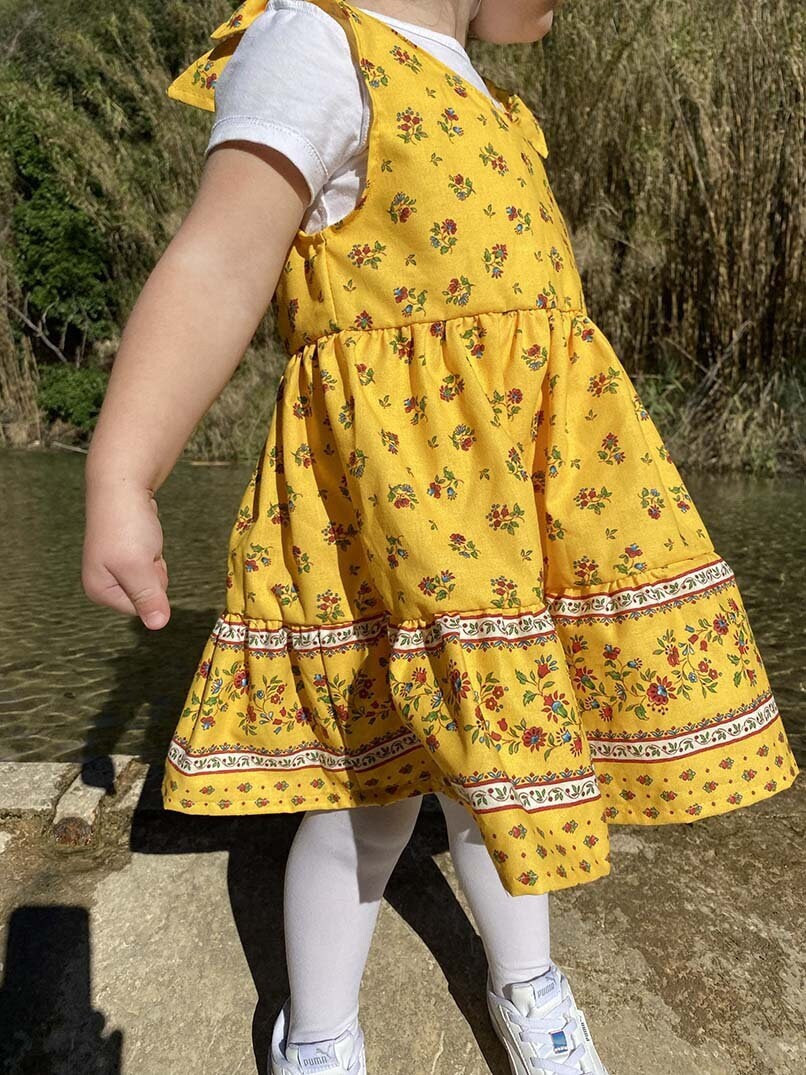 Adorable French Sundress Cotton Girls Made in France Kid Size Wild Flowers Off White Yellow