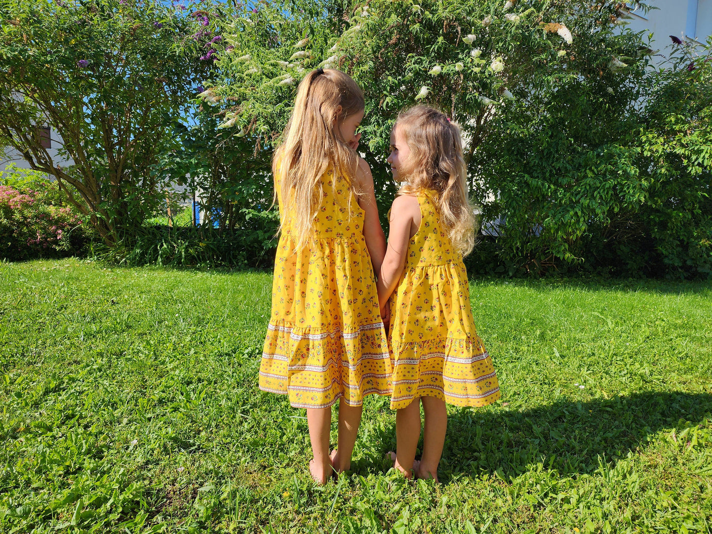 Adorable French Sundress Cotton Girls Made in France Kid Size Wild Flowers Off White Yellow