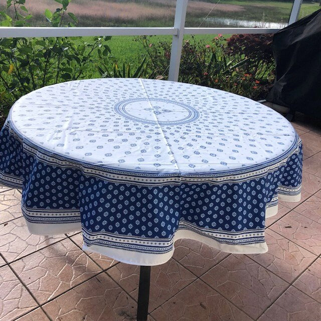 Round 70" Tablecloth - Sormiou Blue