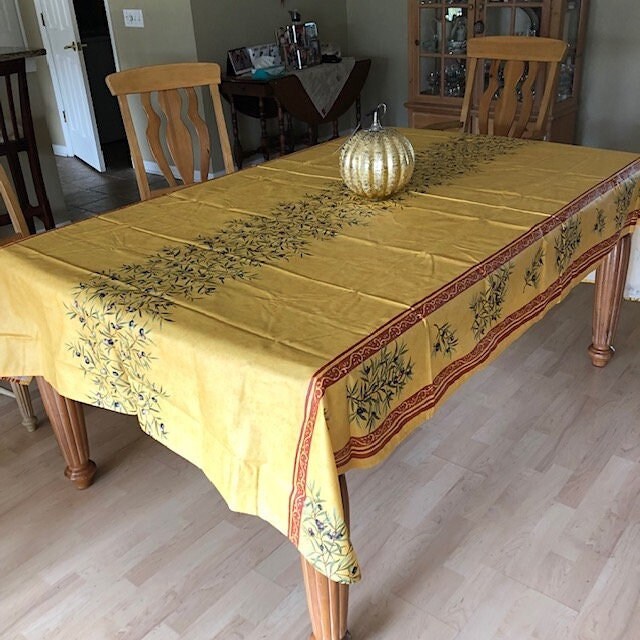 Rectangular 78", 98", 118" or 137" Tablecloth - Clos des Oliviers Yellow