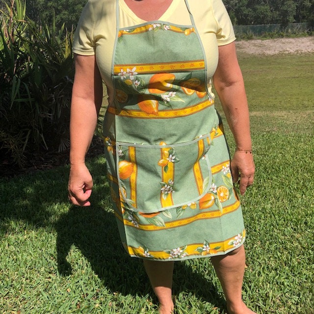 Provence kitchen Apron cotton "Green Lemon" with pocket from France