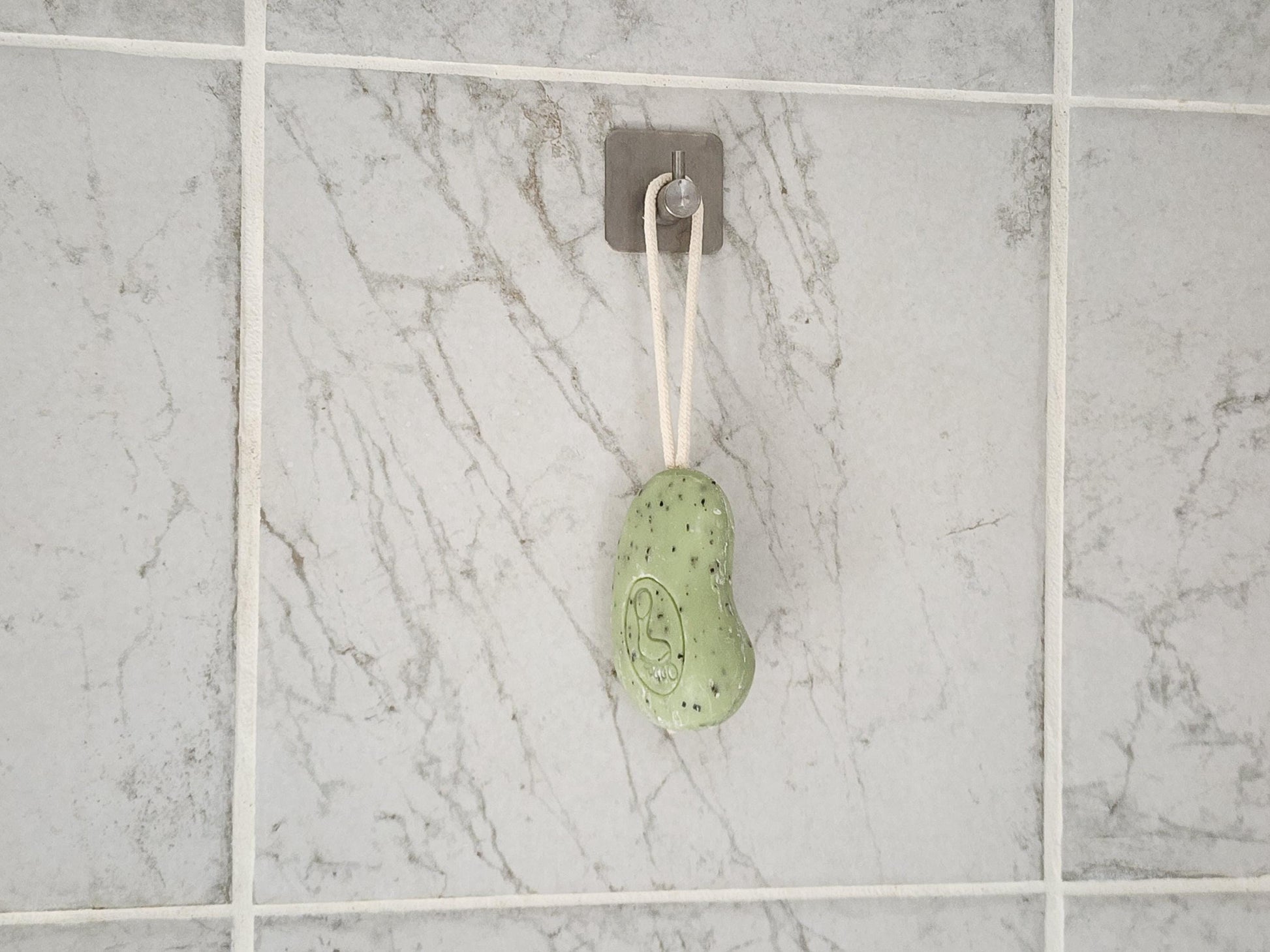 Natural Foot Scrub Soap with Green Tea, Shea Butter and Exfoliating Kiwi Seeds, Peppermint Spa Feeling, Hydrating Sensitive Skin