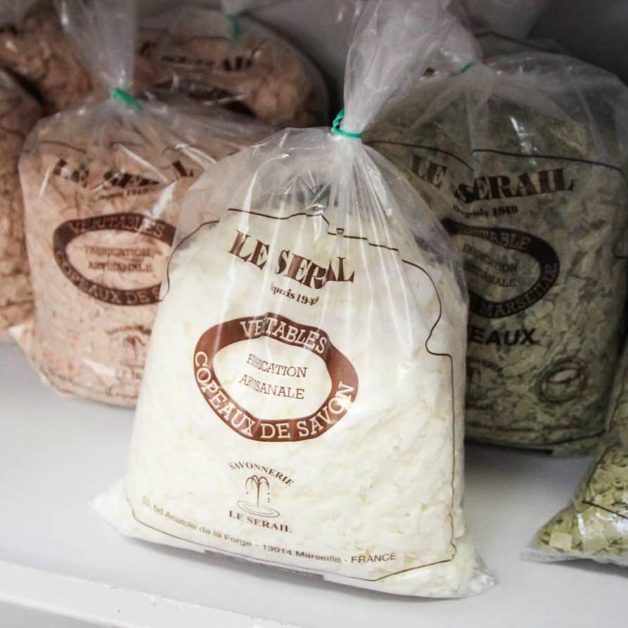 Marseille Soap Flakes 1kg – Natural Laundry Detergent | Fragrance-Free | Dye-Free | Gentle on Skin | Made in France