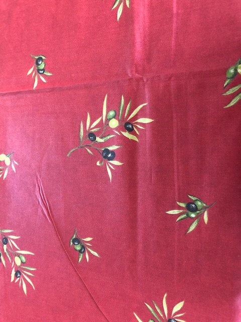 Rectangular 118" Tablecloth - Clos des Oliviers Red All Over