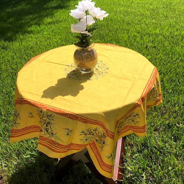 Square 40" Tablecloth - Clos des Oliviers Yellow