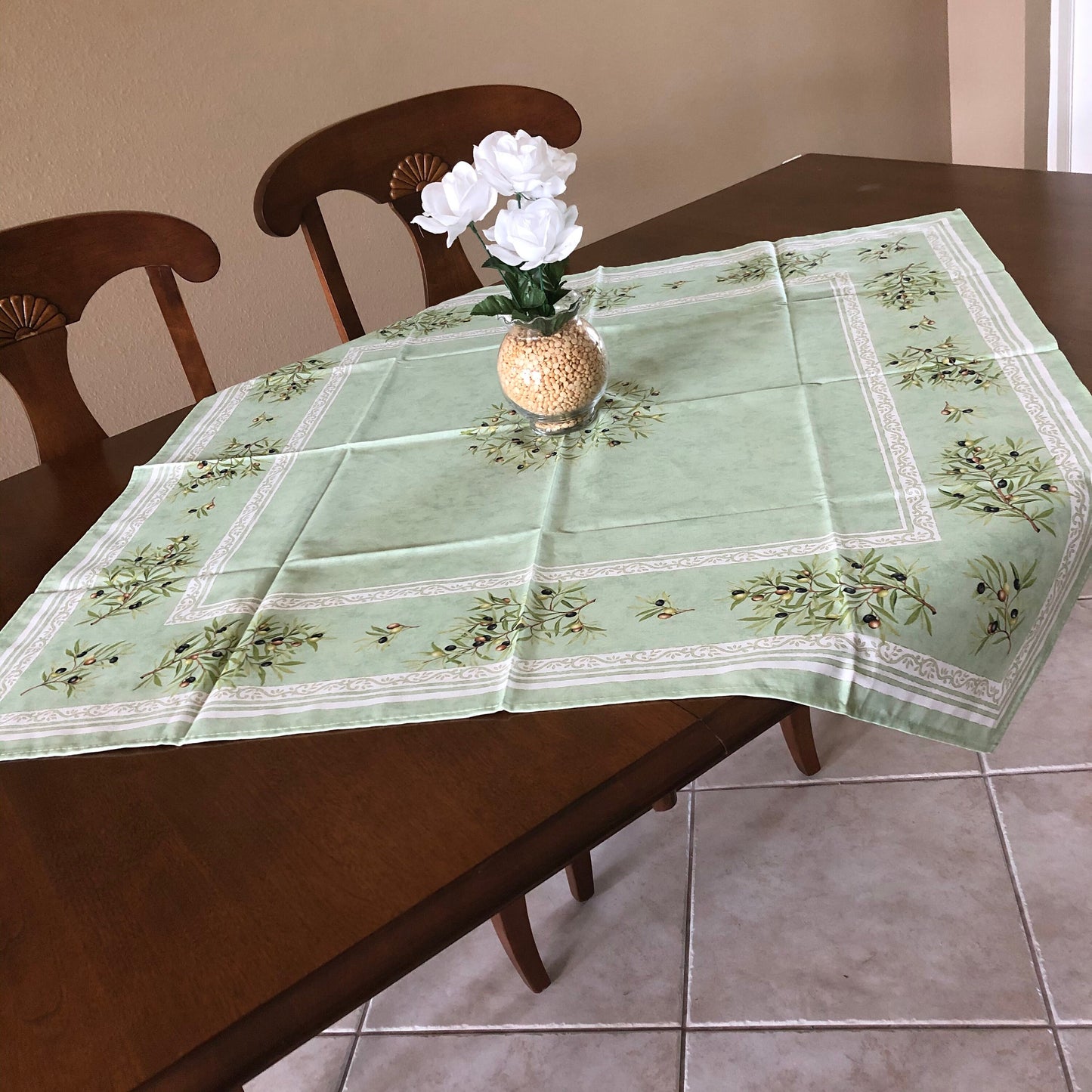 Square 40" Tablecloth - Clos des Oliviers Green