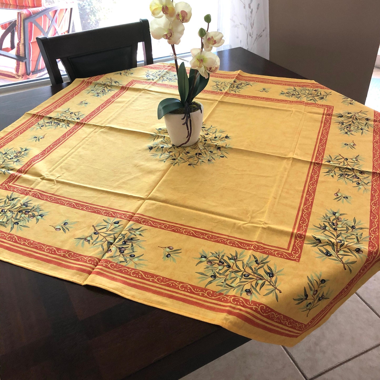 Square 40" Tablecloth - Clos des Oliviers Yellow