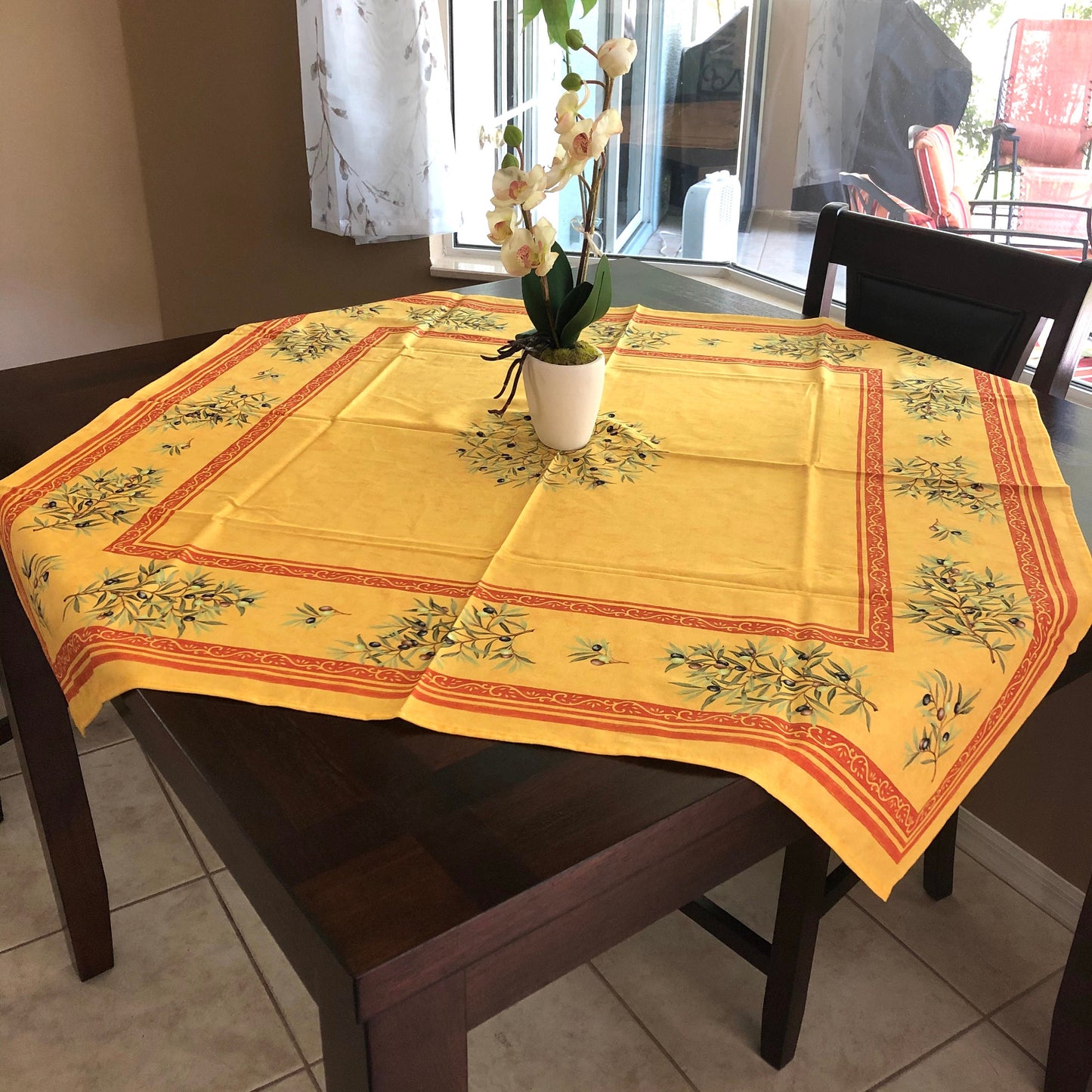 Square 40" Tablecloth - Clos des Oliviers Yellow