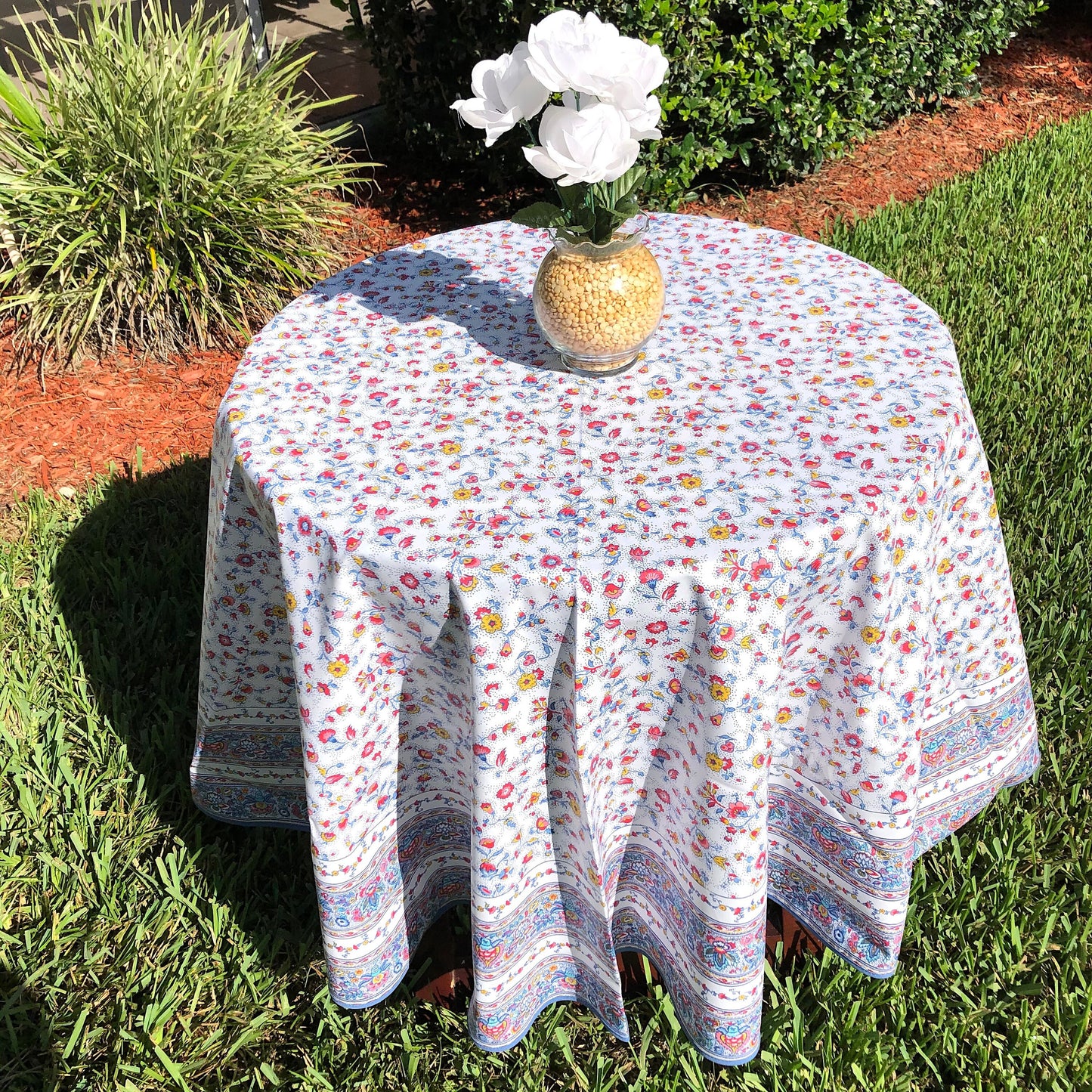 Round 70" Tablecloth - Gentiane Blue