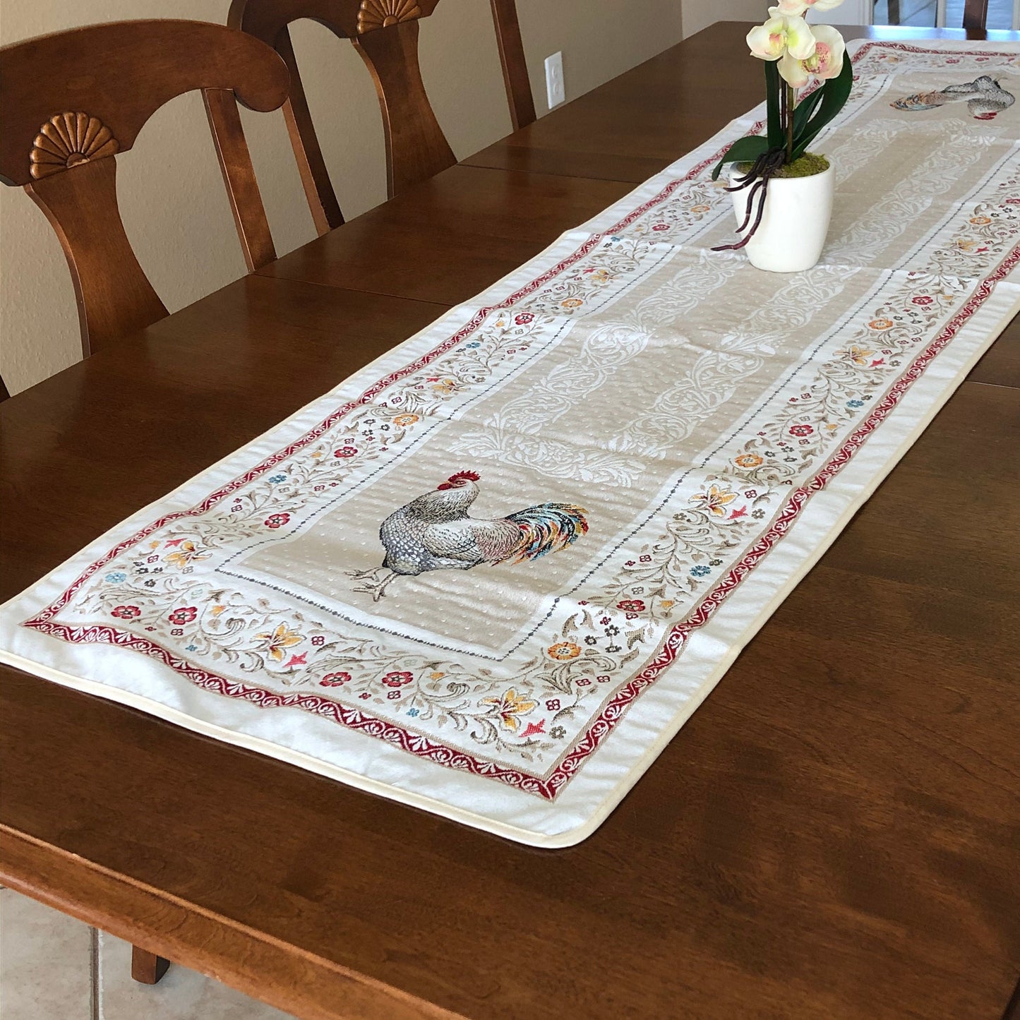 Jacquard Table Runner - Lafayette