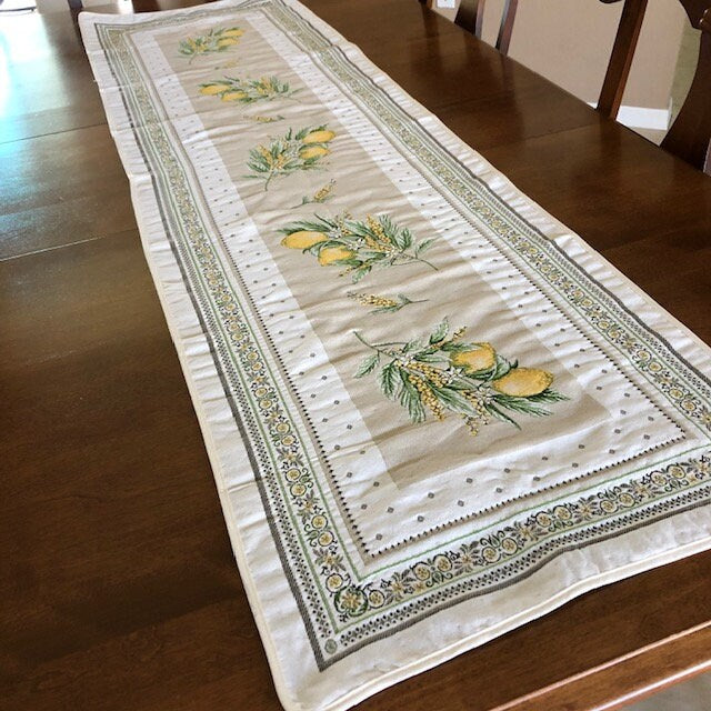 Jacquard Table Runner - Menton