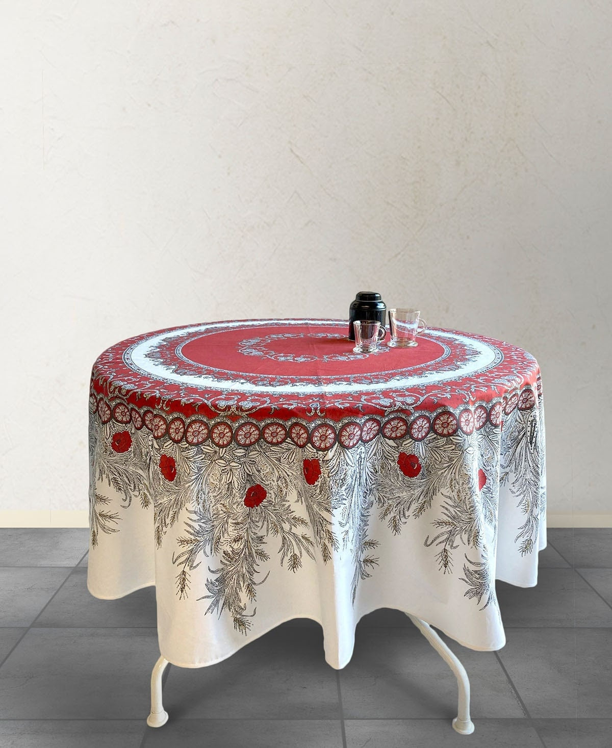 Round 70" Tablecloth - Montmirail Red